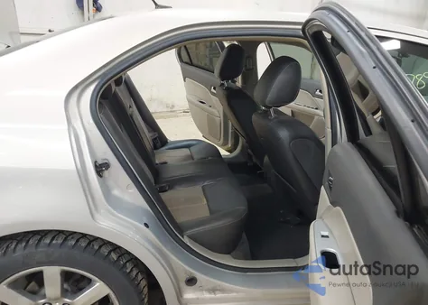 2010 Mercury Milan Premier из США, поврежденный, VIN 3MEHM0CG7AR646233